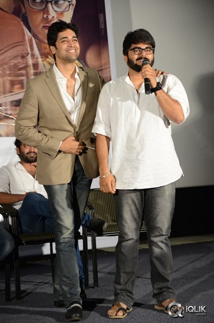 Kshanam-Movie-First-Look-Launch